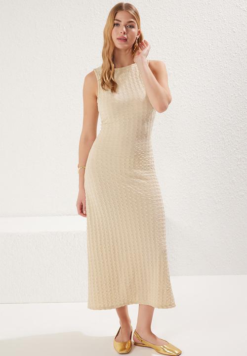 Trendyol - Backless Midi Textured Fitted Stretch Knit - Beige
