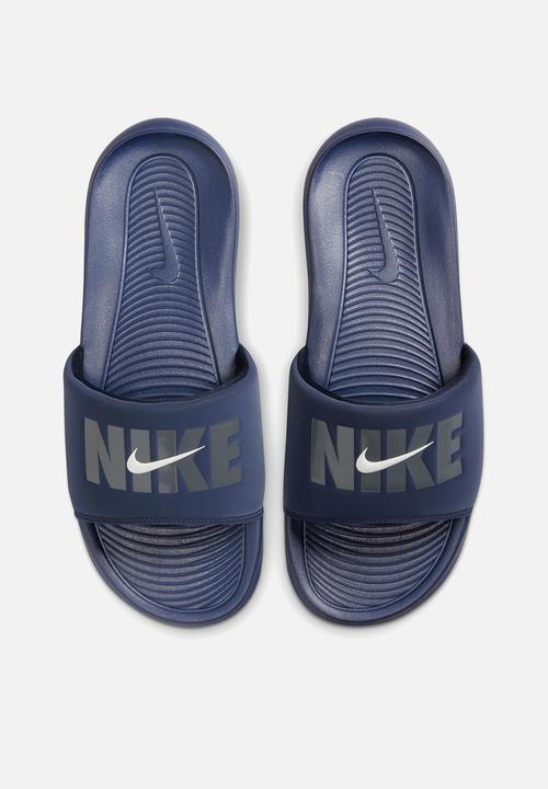 Nike - Nike Victori One SE- navy