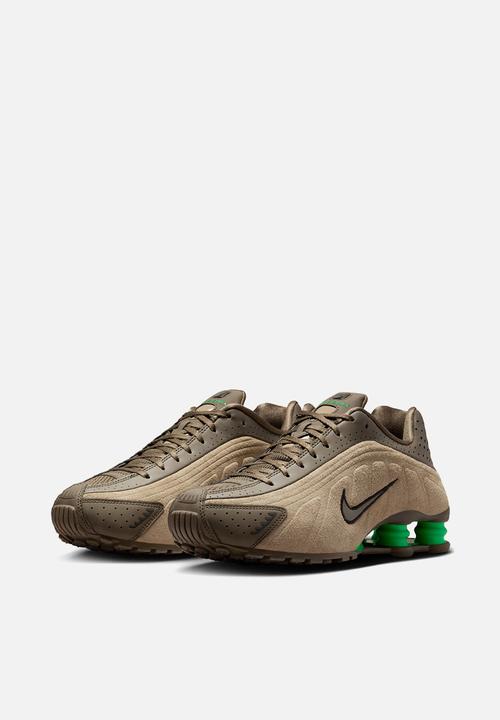 Nike - Nike Shox R4
