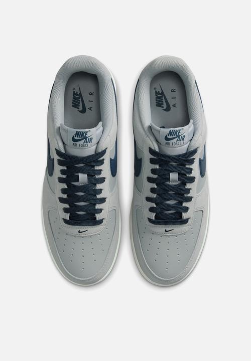 Nike - Nike Air Force 1 '07 LV8