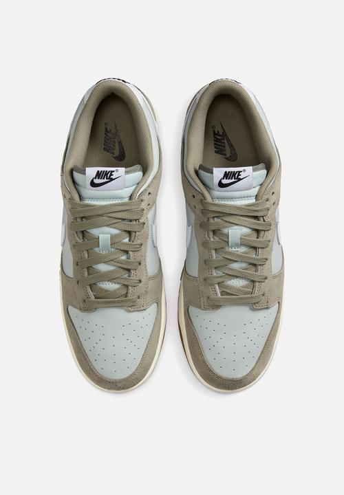 Nike - Nike Dunk Low Retro SE