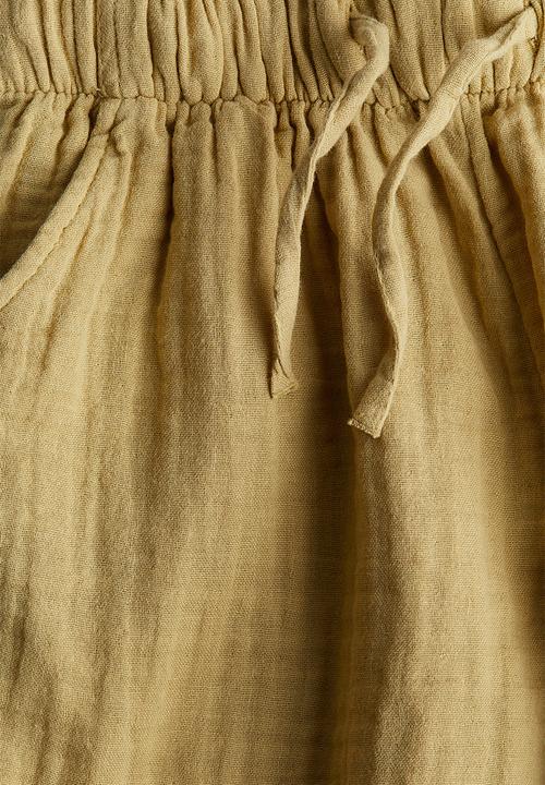H&M - Cotton muslin shorts - dusty yellow