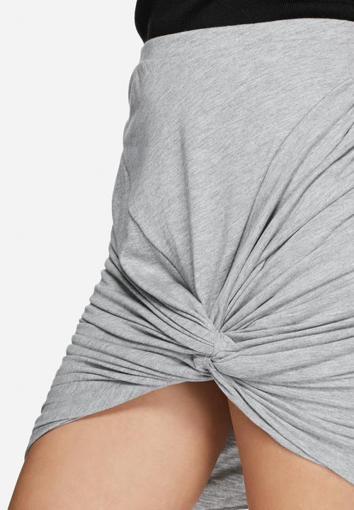 Noisy May - Mandel skirt