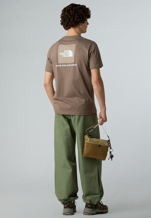 The North Face - Short Sleeve Box Nse Tee - Mocha Brown-Mushroom Grey