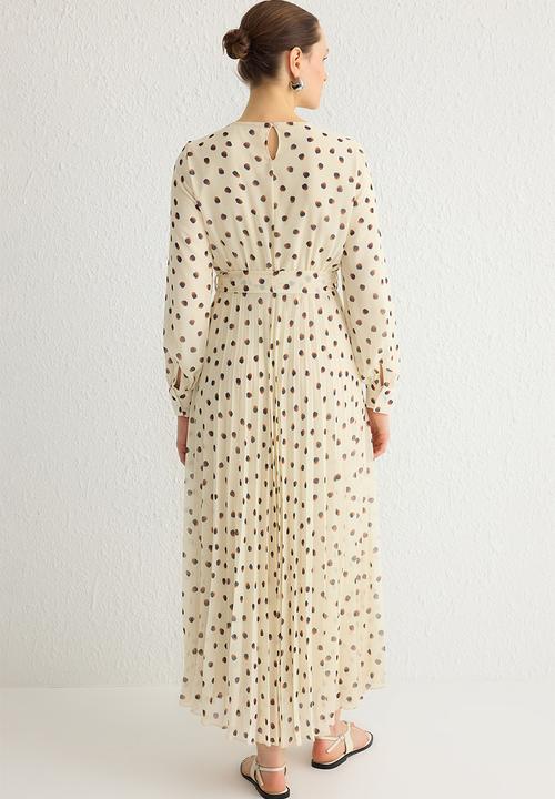 Trendyol - Ecru Polka Dot Belt Detailed Lined Pleated Chiffon Woven Dress