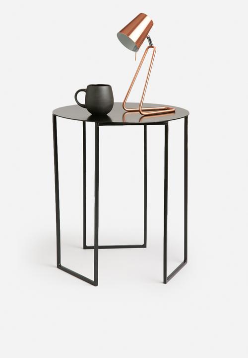 Sixth Floor - U side table