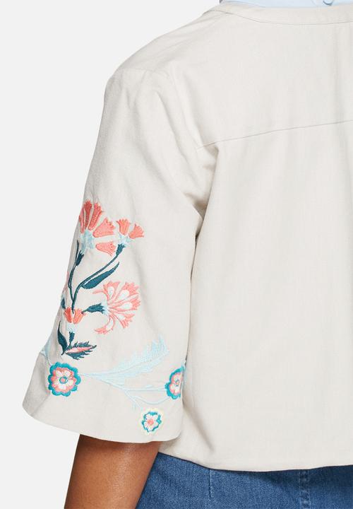 Vero Moda - Elvira short blazer