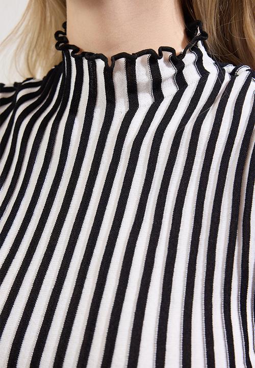 Trendyol - Striped Stand Collar Premium Yarn Knitwear -Black & White