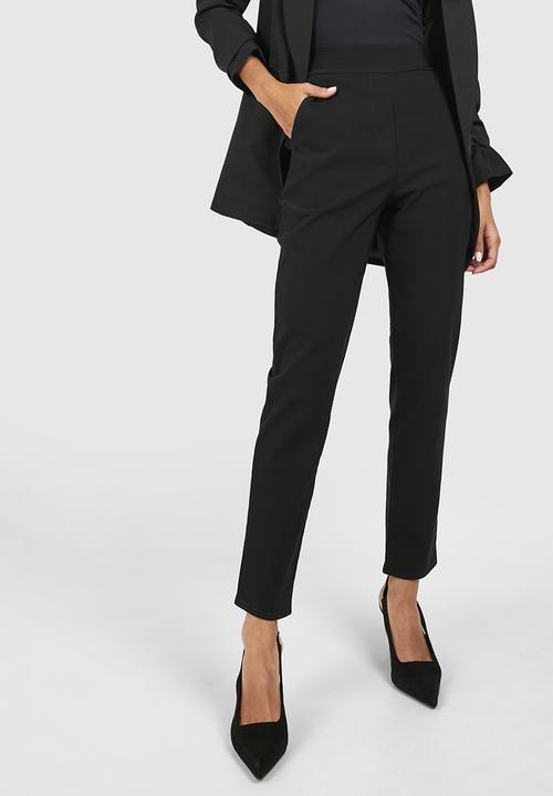 boohoo - Super stretch tapered tailored trouser - black