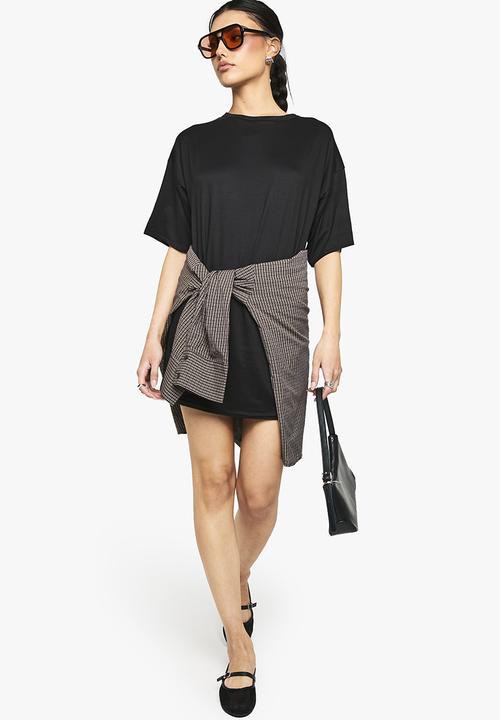 boohoo - T-shirt mini dress - black