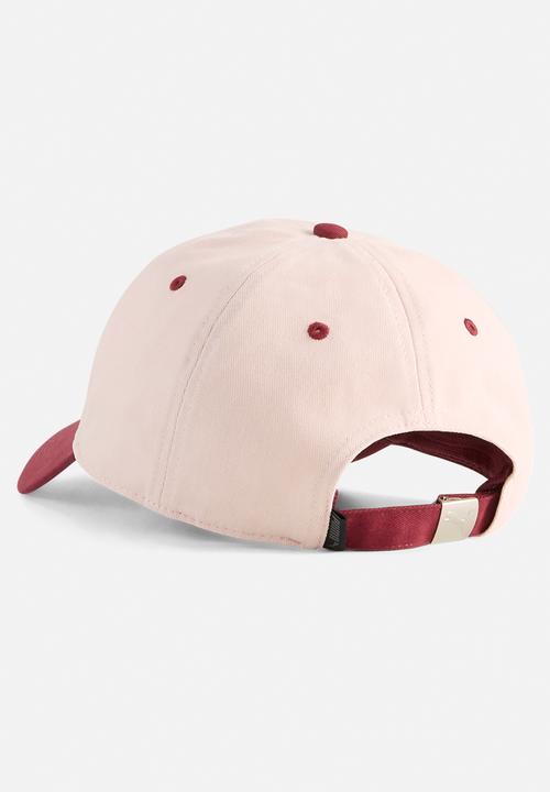 PUMA - Graphic Dad Cap - Ruby Shimmer