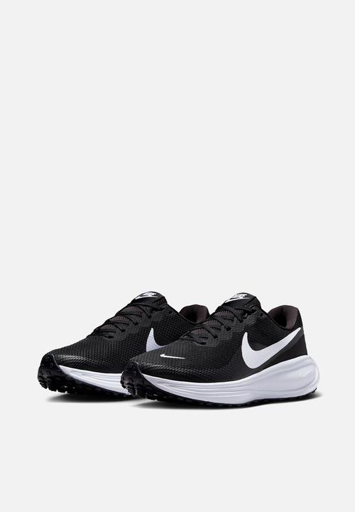 Nike - Nike Revolution 8