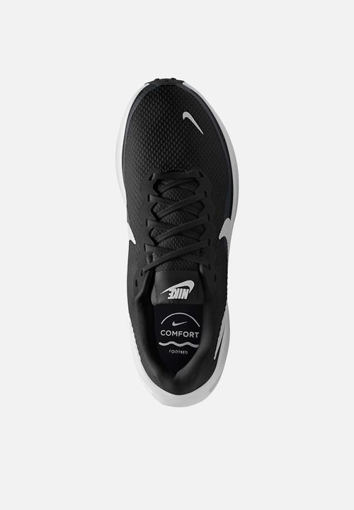 Nike - Nike Revolution 8