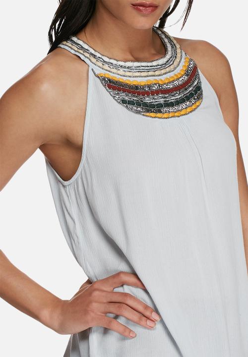 Vero Moda - Zura beaded halterneck top
