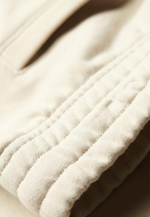 Superdry. - Essential Logo Jersey Short Ub - Light Stone Beige