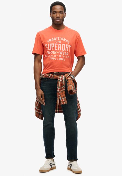 Superdry. - Machined Goods Workwear Tee - Denim Co Rust Orange