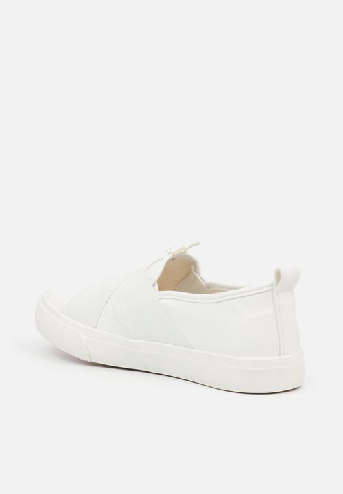 Butterfly Feet - Shore 12 slip-on - white