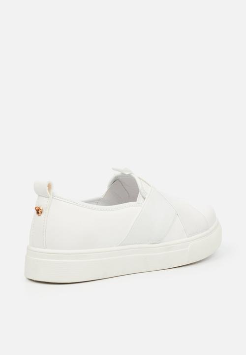 Butterfly Feet - Shore 12 slip-on - white