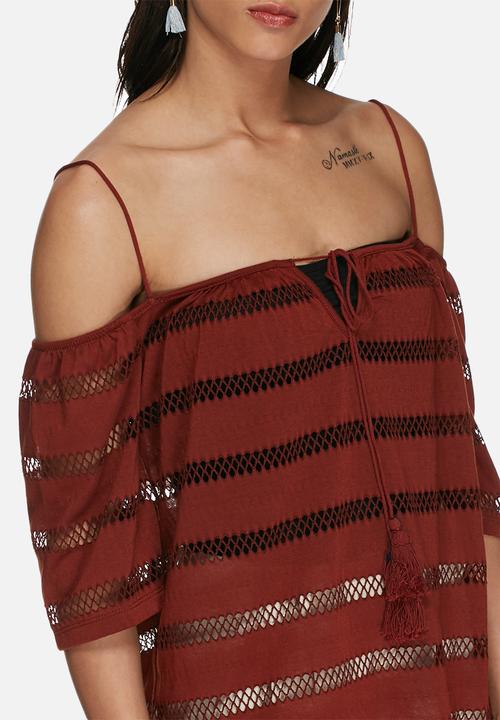 Vero Moda - Steve cold shoulder top
