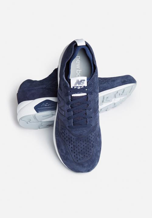 New Balance  - MRT580DC