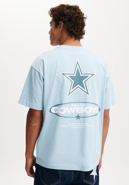 Cotton On - Box Fit Nfl T-Shirt - Lcn Dal Pearl Blue / Dallas Cowboys