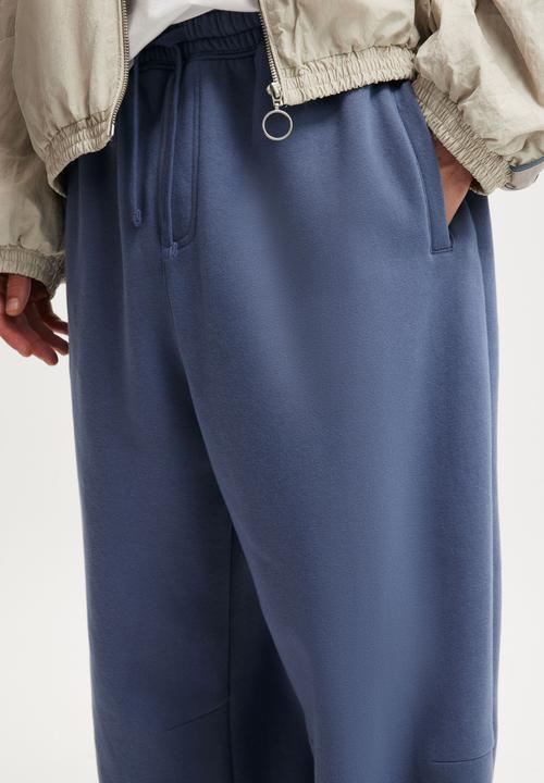 Cotton On - Super Baggy Cuffed Track Pant - Blue Slate