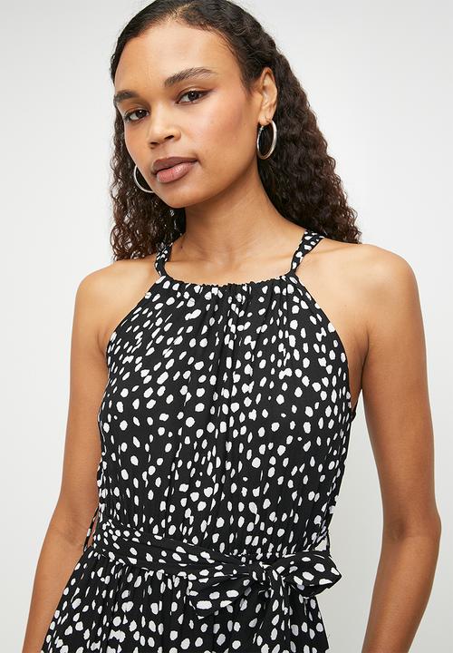 Trendyol - Belted Shift Halter Neck Shally Maxi Woven Dress - Black 