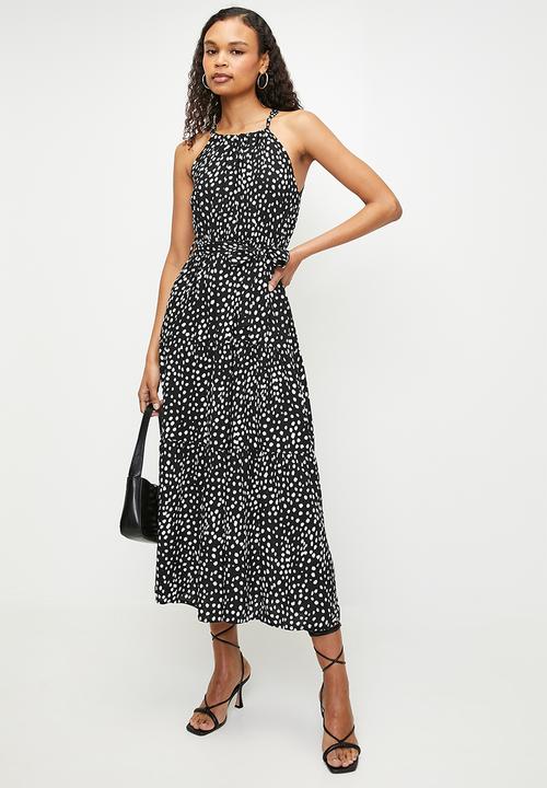Trendyol - Belted Shift Halter Neck Shally Maxi Woven Dress - Black 