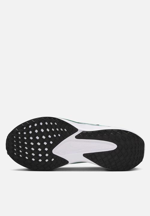 Nike - Nike Quest 6