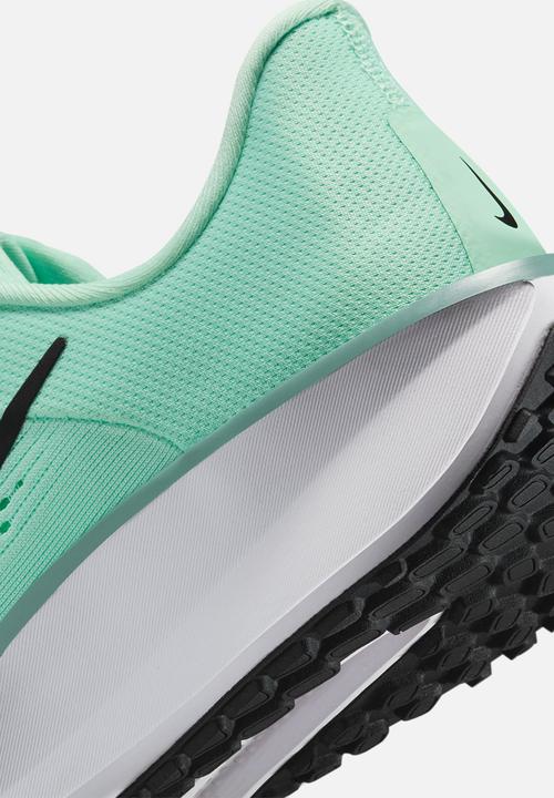 Nike - Nike Quest 6