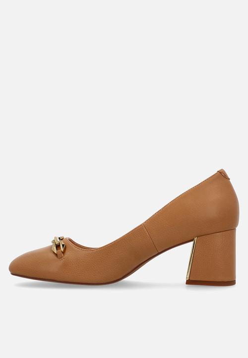 Nine West - Ento heel - camel