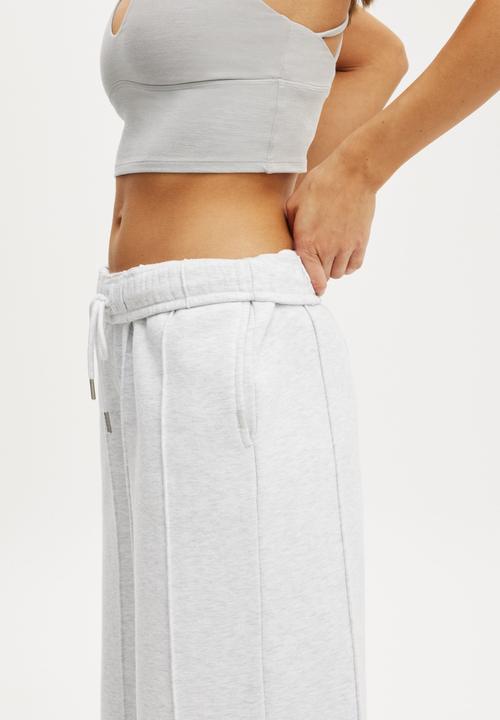Cotton On - Plush Wide Leg Pintuck Trackpant - Cloudy Grey Marle