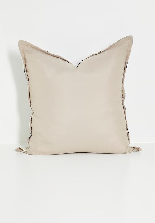 Grey Gardens - Poppy Cushion Cover - Natural