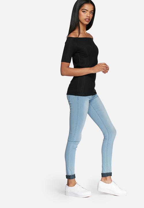 ADPT. - Breeze off shoulder tee
