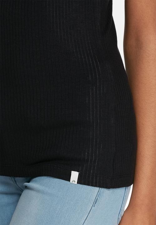 ADPT. - Breeze off shoulder tee