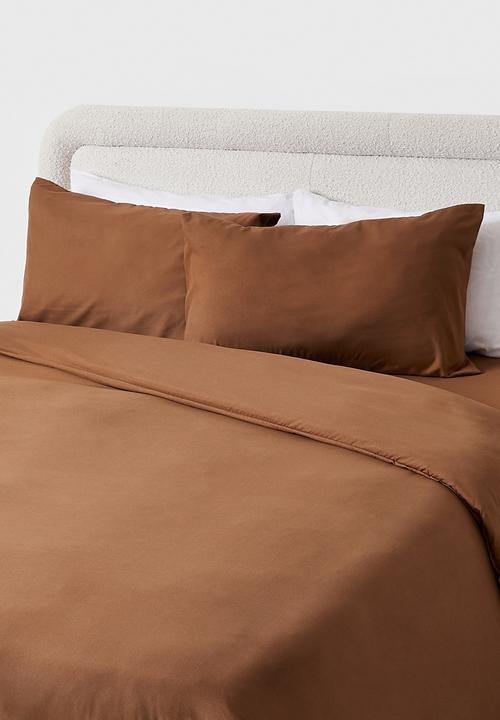 Sixth Floor - Recycled microfibre duvet set - Terracotta