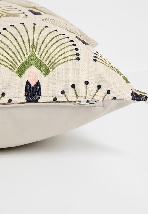Grey Gardens - Fan Cushion Cover - Olive