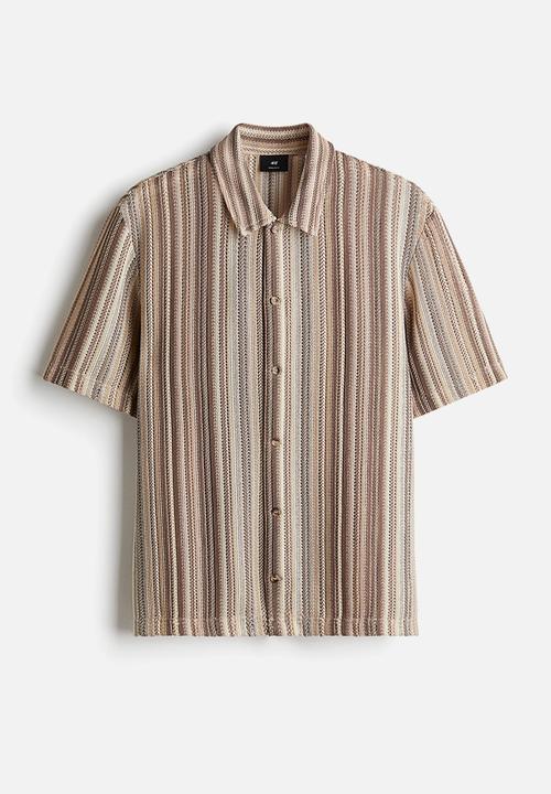 H&M - Regular fit crochet-look shirt - beige striped