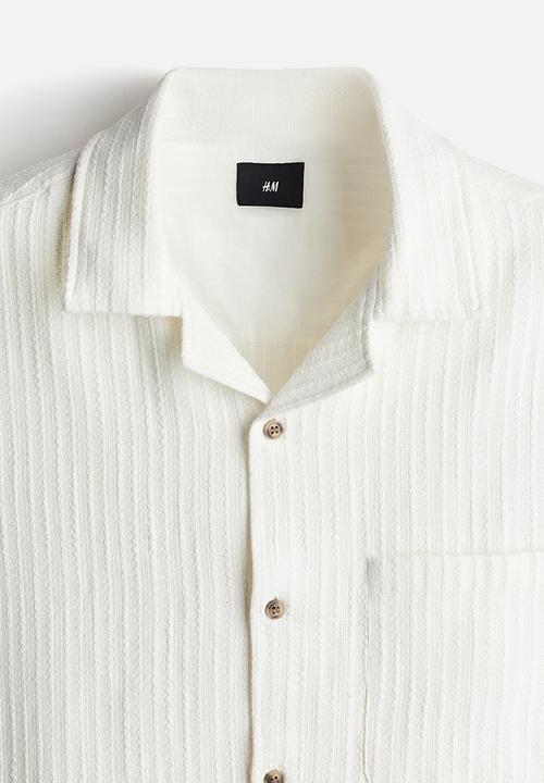 H&M - Regular fit textured resort shirt - white