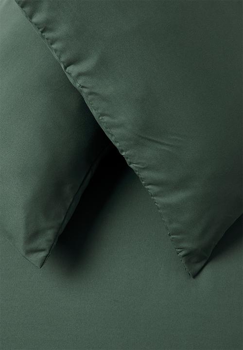 Sixth Floor - Recycled microfibre standard pillowcase set Moss