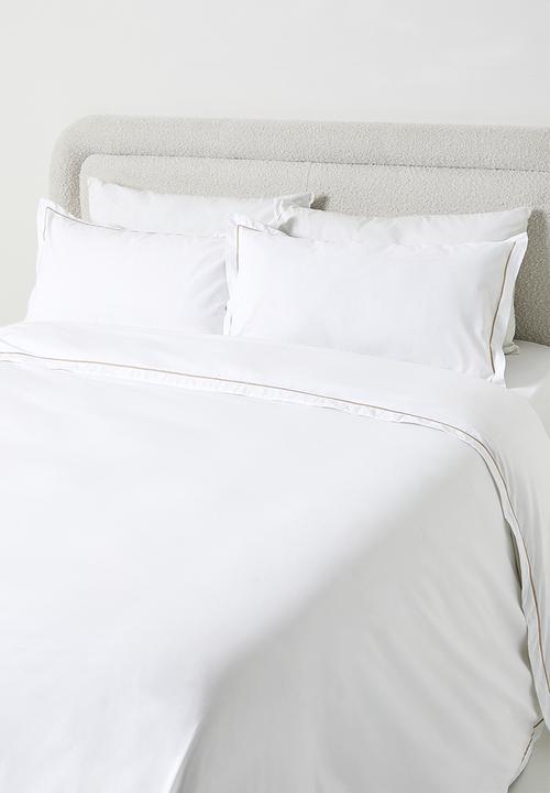 Sixth Floor - Oxford Satin Stitch Cotton Duvet Set Natural