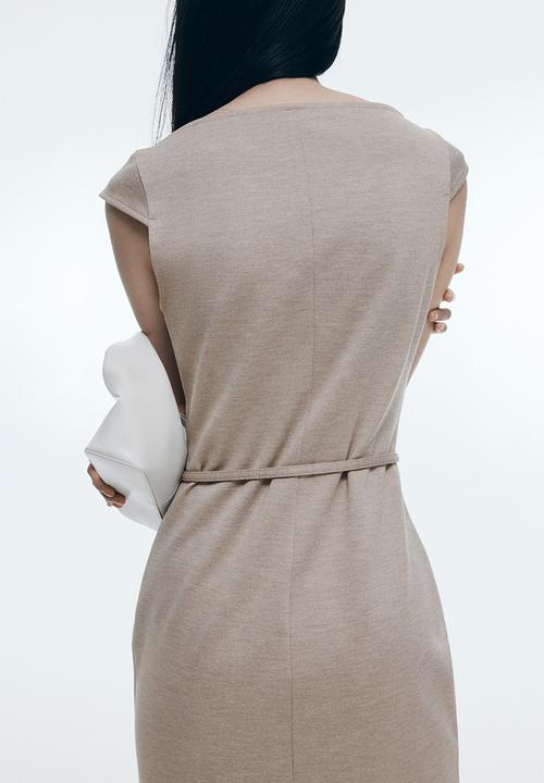 H&M - Belted cap-sleeved dress - beige