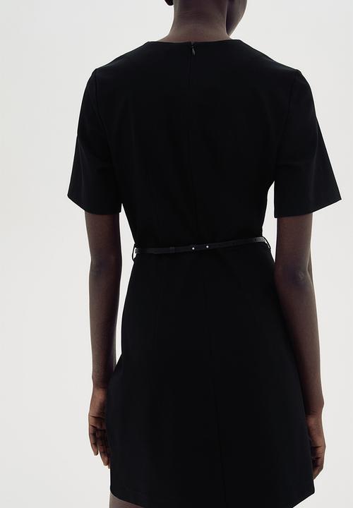 H&M - Belted dress - black