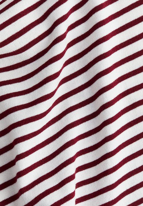 H&M - Fine-knit t-shirt - white & burgundy