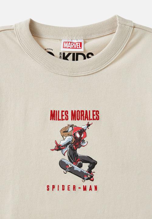 Cotton On - Licensed Drop Shoulder Short Sleeve Tee - Lcn Mar Rainy Day/Spiderman Skate