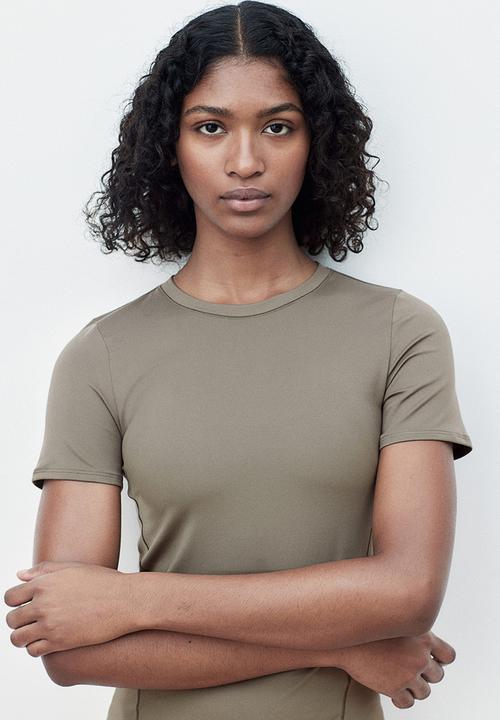 H&M - Sports top with drymove™ - dark beige