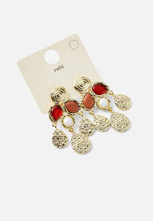 Rubi - Mid charm earring- up gold triple swirl drop