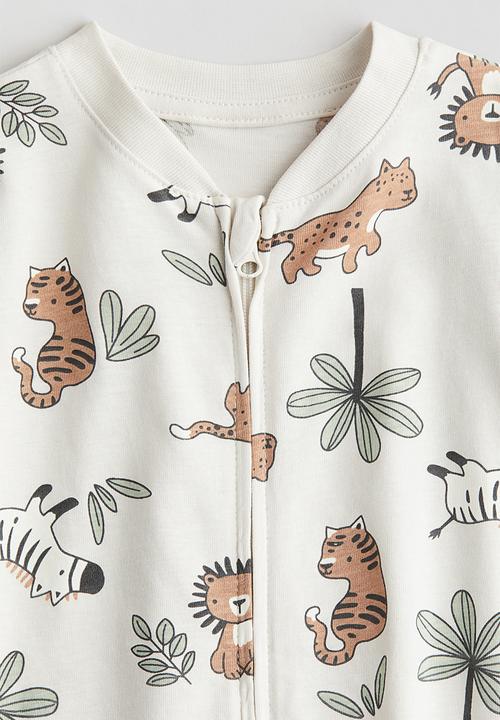 H&M - Patterned sleepsuit - light beige animals