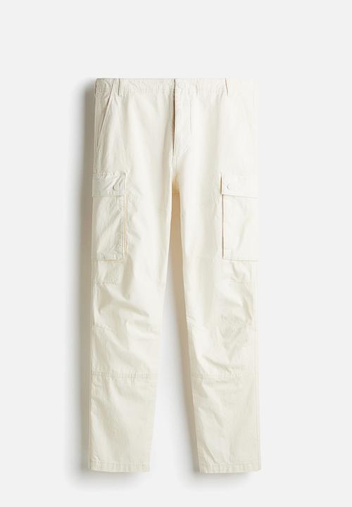 H&M - Slim fit ripstop cargo trousers - cream 
