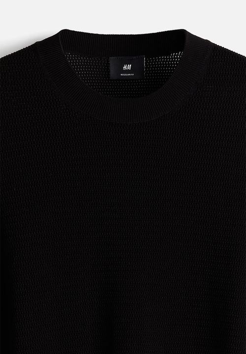 H&M - Regular fit hole-knit t-shirt - black